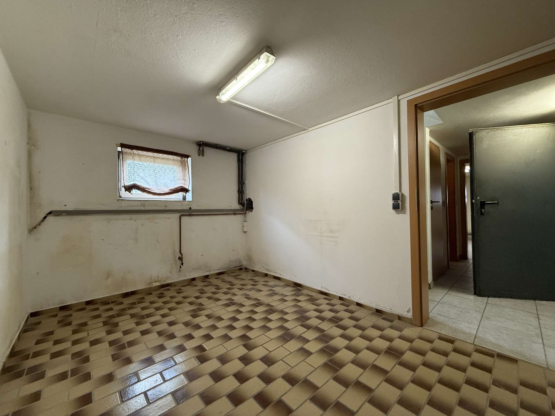 Vorratsraum - Keller.JPG