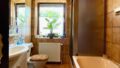 Wohnung 2 EG Bad