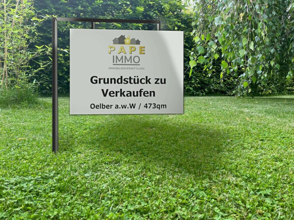 Grundstück