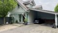 Außenansicht Vorne mit Carport