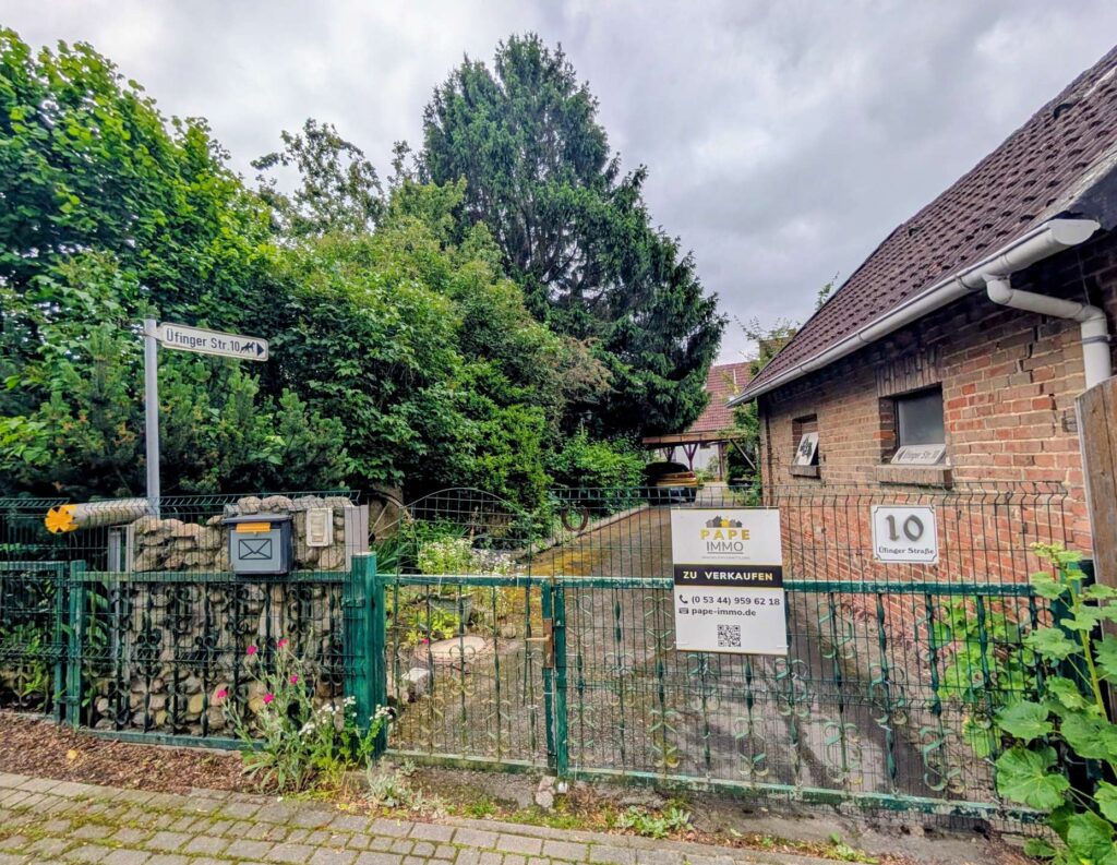 Grundstück Eingang