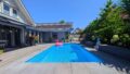 Garten mit Pool